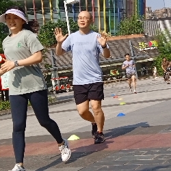 Finish photo for Zhaojin Zeng